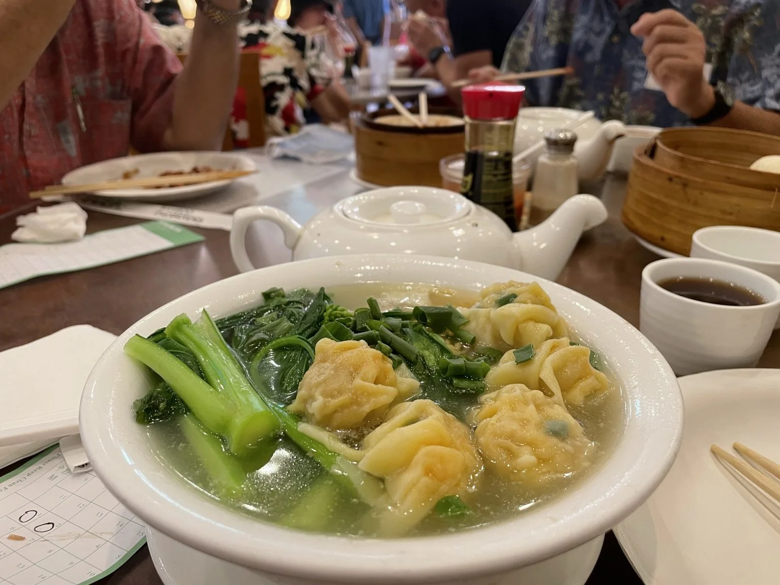 青菜とワンタンのスープ